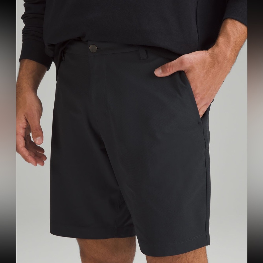 Lululemon Commission Classic Fit Shorts 9”